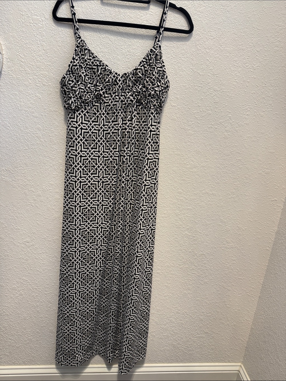 New York & Company Black and White Geometric Maxi Dress